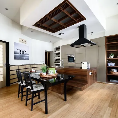 Castle Stairs Apartamento Budapest