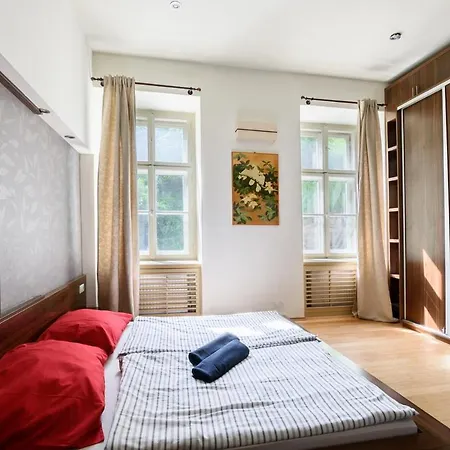 Apartman Castle Stairs Budapest